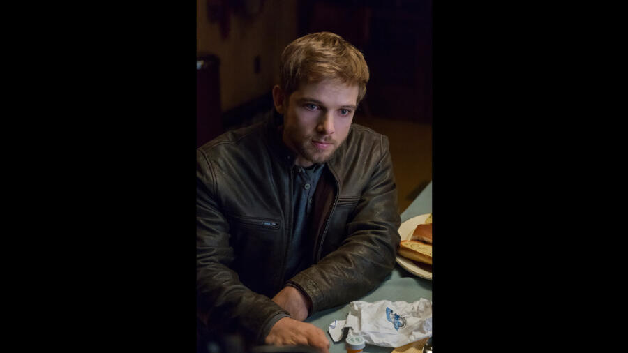 Dylan makes a desperate attempt to get Norman to get back on his medication.