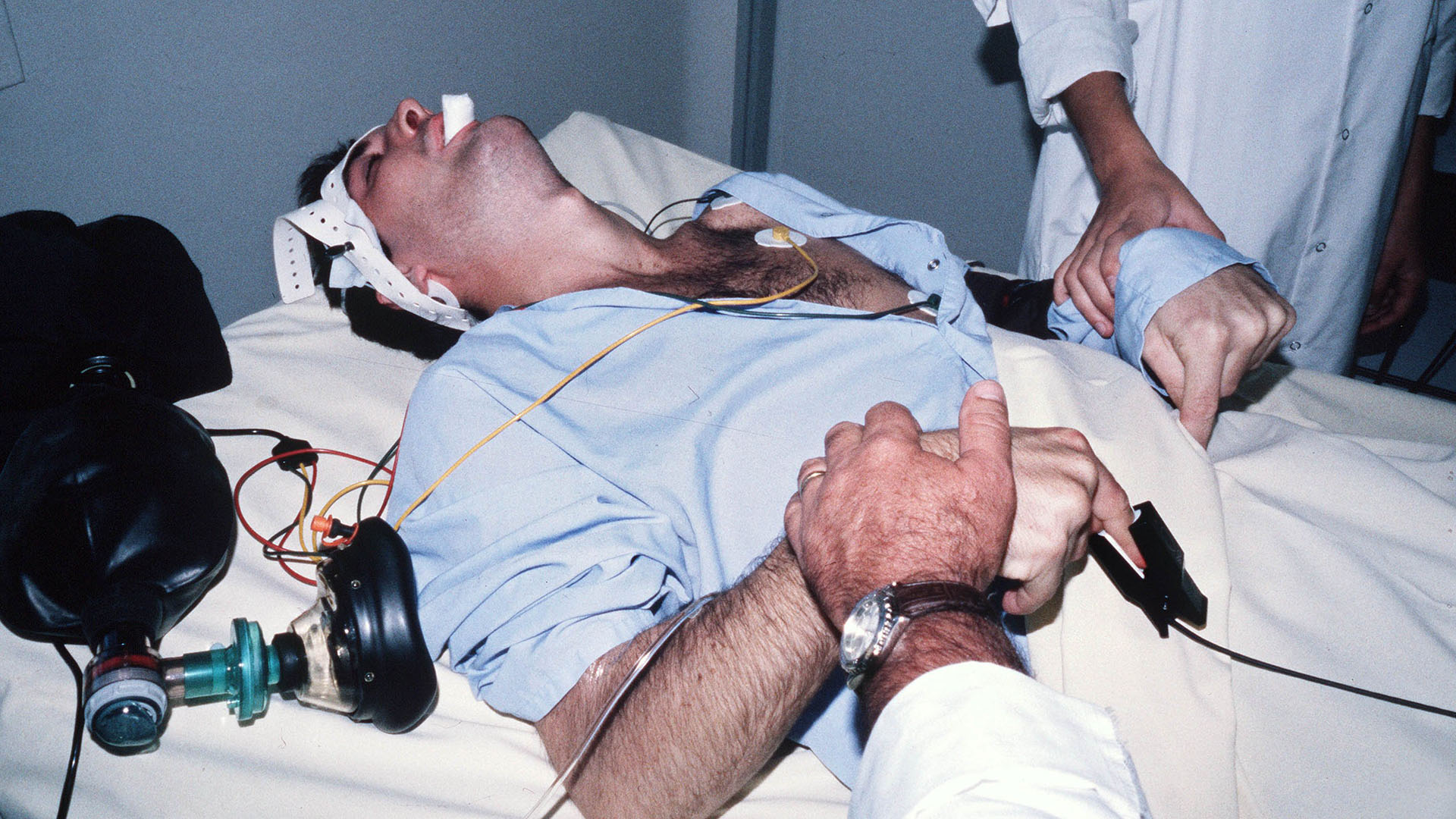 Can Mild Shock Therapy Change Violent Criminal Behavior? - A&E True Crime