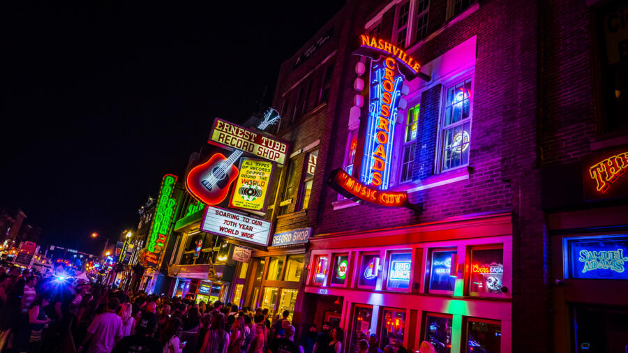 Neon signs on Lower Broadway (Nashville) at Night