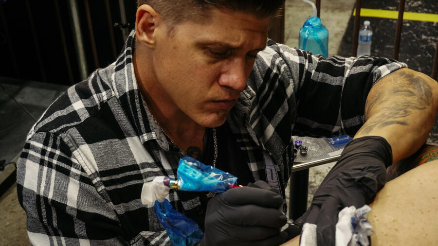 Tony listens as Chuck recalls the night he exchanged fire with a gunman on the street.