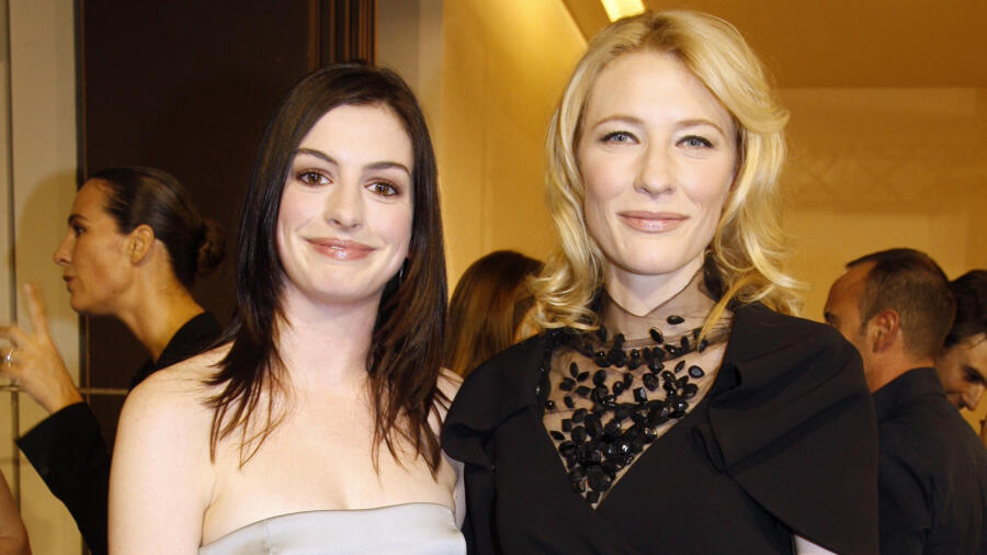 Anne Hathaway and Cate Blanchett