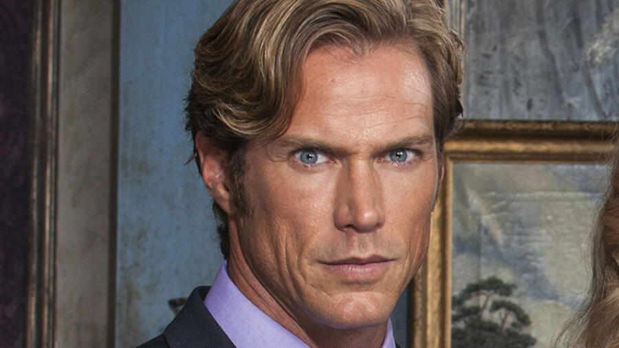 Jason Lewis