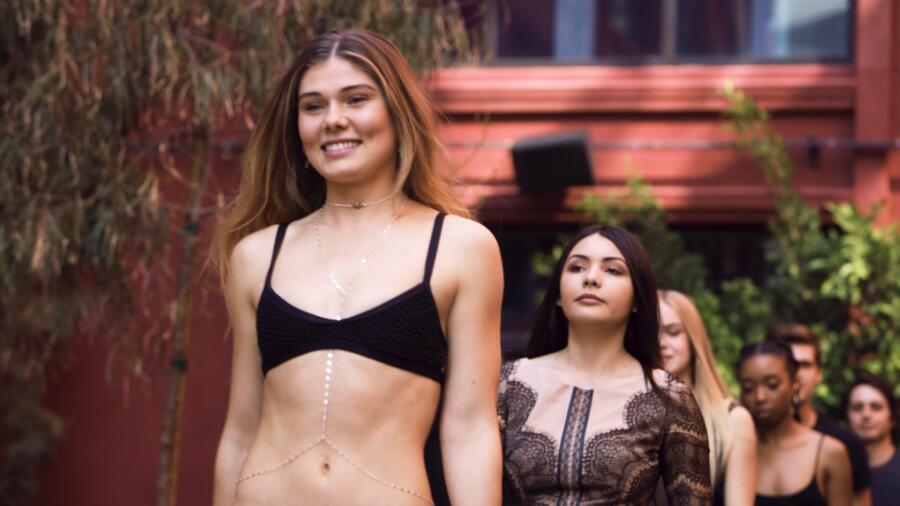 Growing Up Supermodel Season 1