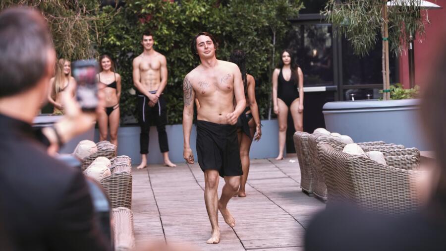 Growing Up Supermodel Season 1