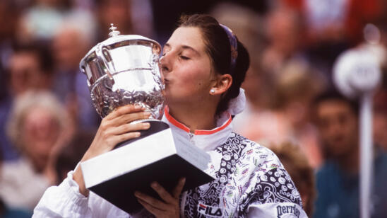 A Mighty Girl on X: #OnThisDay in 1973, @BillieJeanKing defeated Bobby  Riggs in the famous Battle of the Sexes tennis match. King would go on to  found @WomensSportsFdn, which is dedicated to