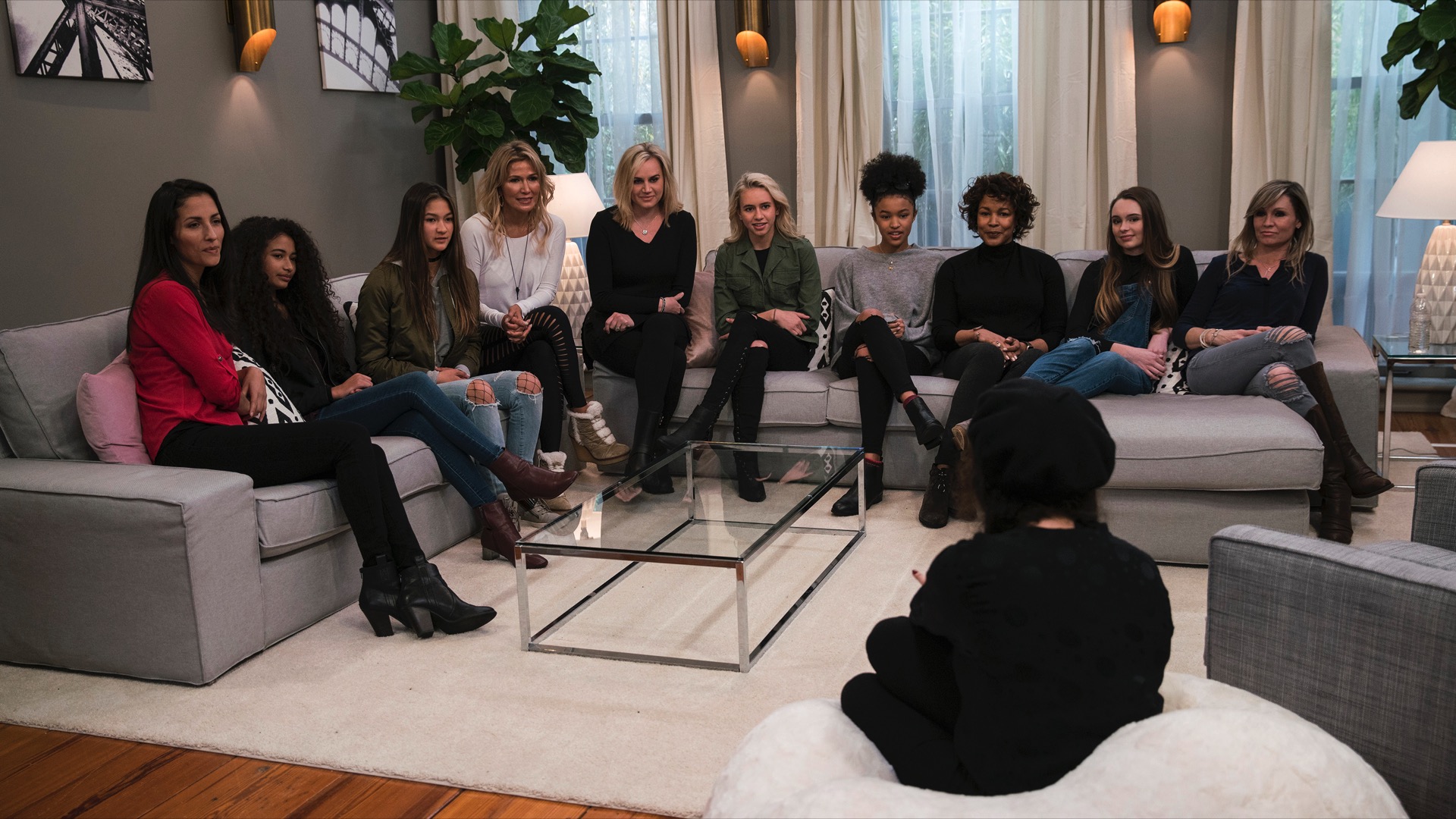 Season 1 - Making a Model with Yolanda Hadid | Lifetime