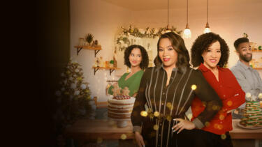 Watch Make or Bake Christmas | Lifetime