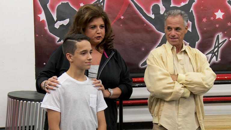 Moms' Take: Christy Can't Leave Mickey Alone thumbnail