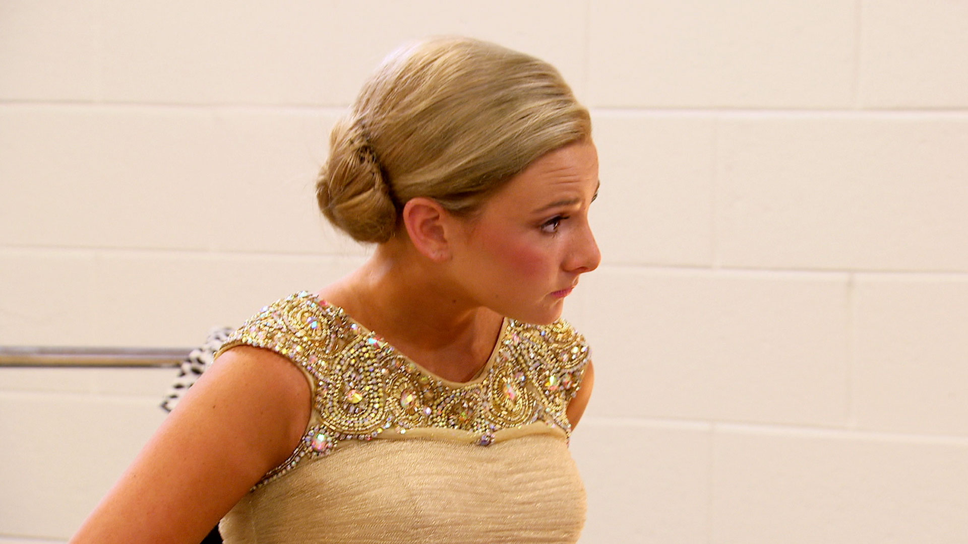 Watch Kim of Queens Season 2 Episode 4 Lifetime