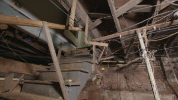 Episode 3 Spooky Basement, Scary Flip