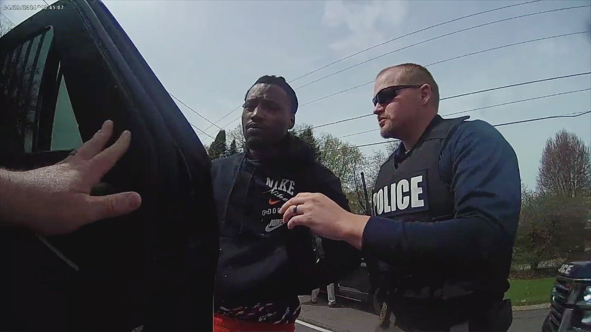 Fugitives Caught on Tape (#219)