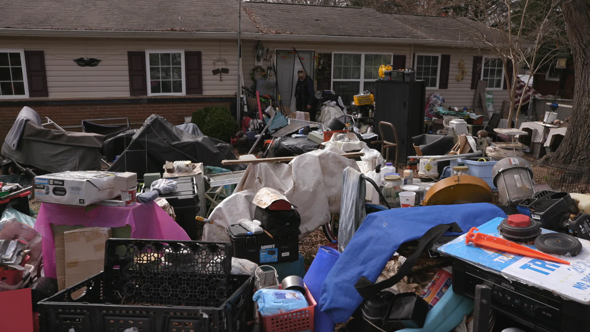 Watch Hoarders Season 14 Episode 4 A&E