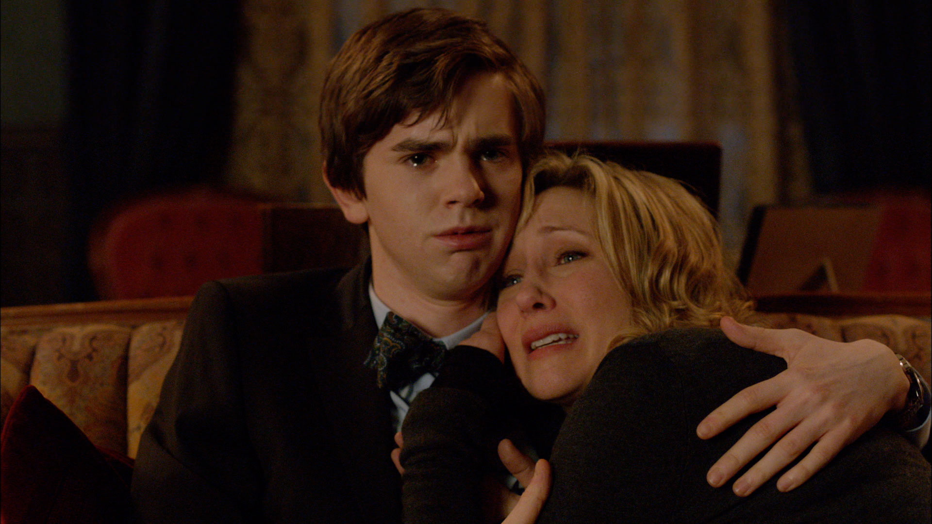 bates motel where to watch