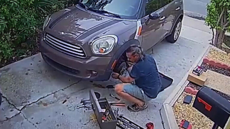 Love or Loathe Thy Neighbor thumbnail