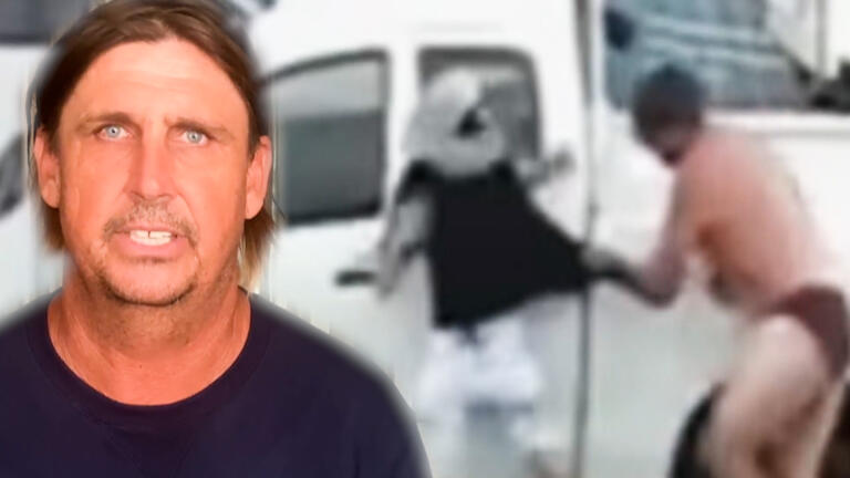 Australian Man Foils Suspected Thieves in His Underwear thumbnail