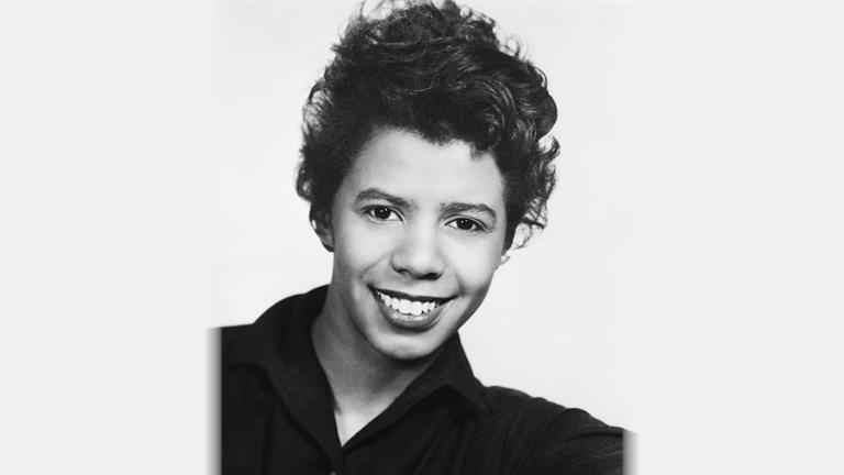 Lorraine Hansberry Life A Raisin In The Sun Facts Biography
