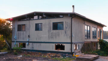 Episode 10 Island Beach House