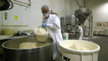 Watch Food Factory Season 4 Online Fyi