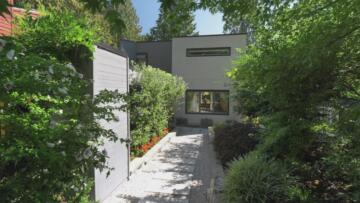 Episode 9 Starting a Family in Horseshoe Bay