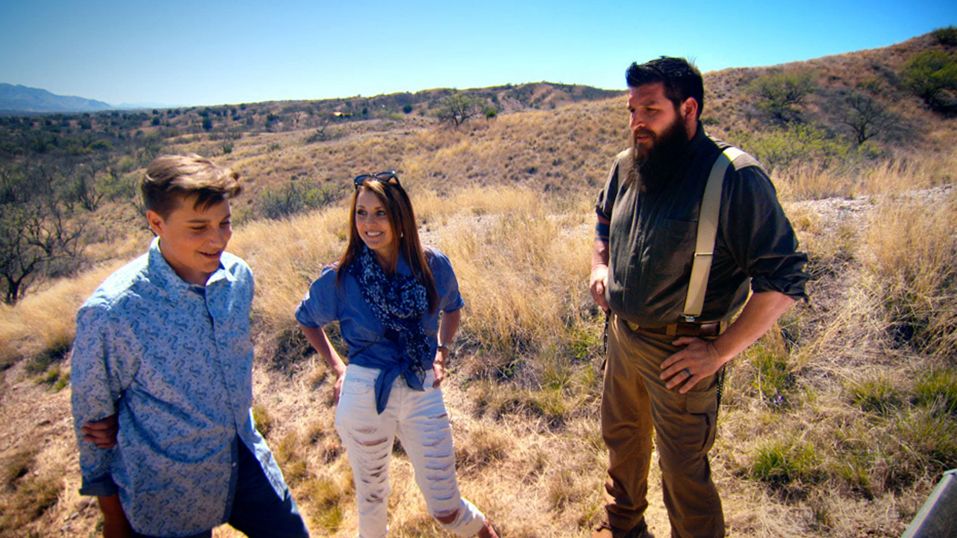 Watch Off Grid in Arizona Full Episode - Unplugged Nation | FYI