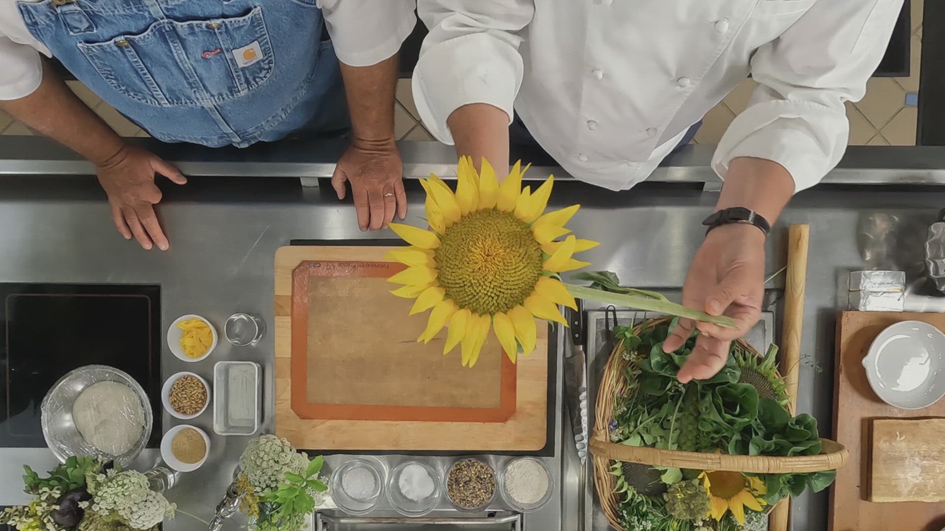 Edible Flowers with Jamie Simpson