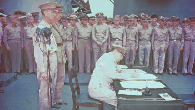 History_Speeches_3052_MacArthur_Receives_Japanese_Surrender_SF_still_624x352.jpg