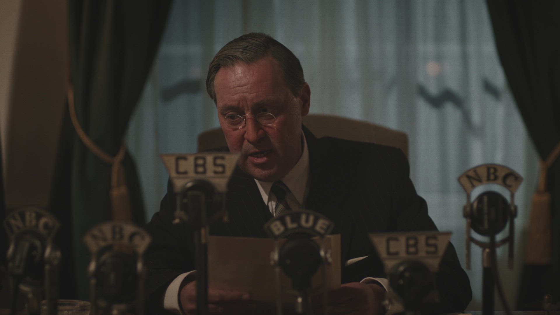 FDR's First Fireside Chat Amid Banking Crisis