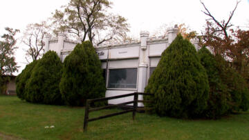 Episode 3 White Castle on the Farm