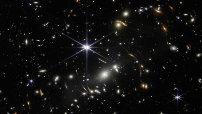 Exoplanet Discovery Suggests Extraterrestrial Life thumbnail