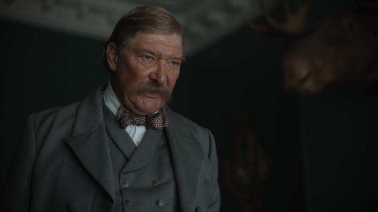 Theodore Roosevelt Ends Major Coal Strike thumbnail