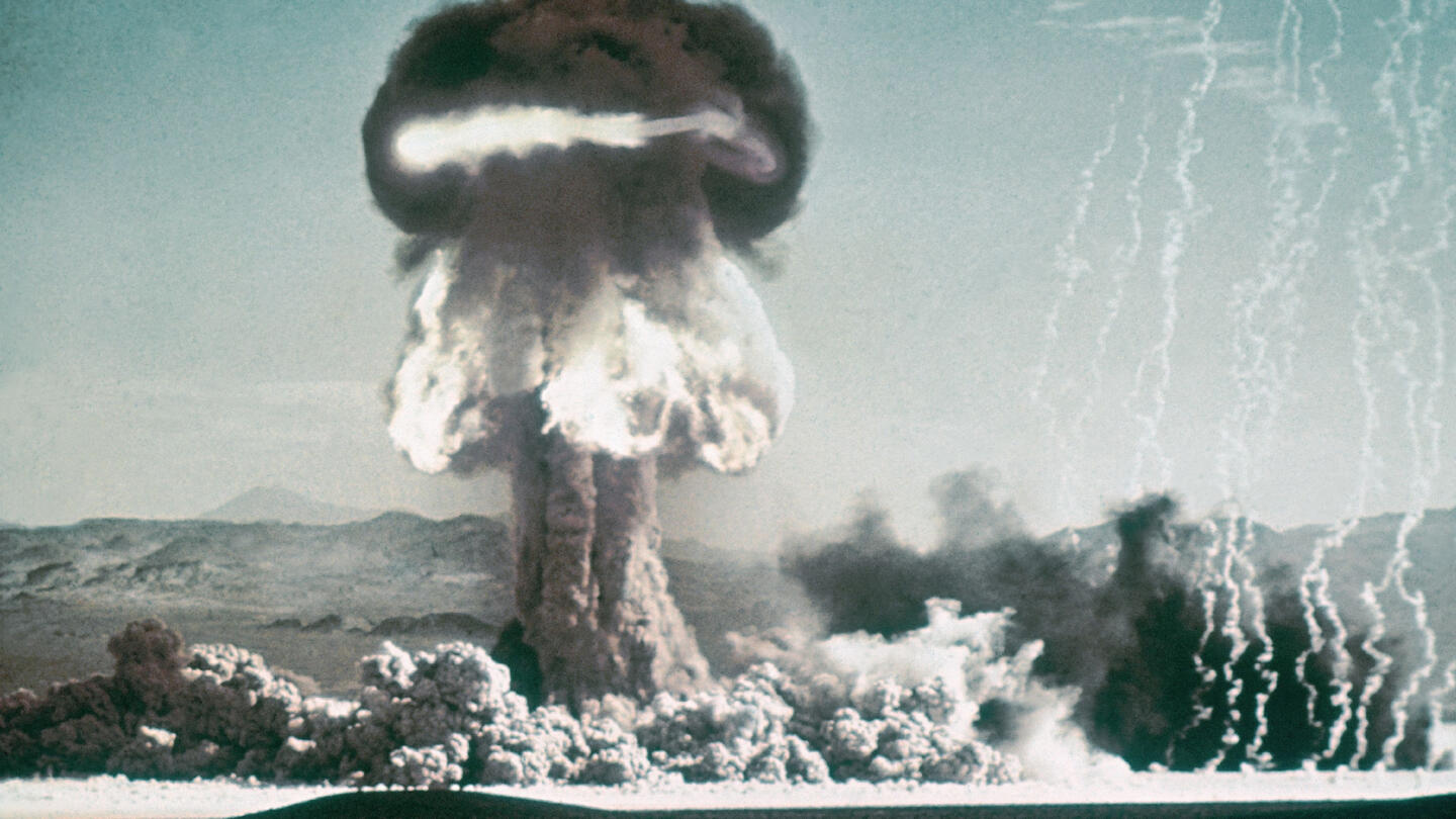 First Atomic Bomb Test Is Successfully Exploded - HISTORY