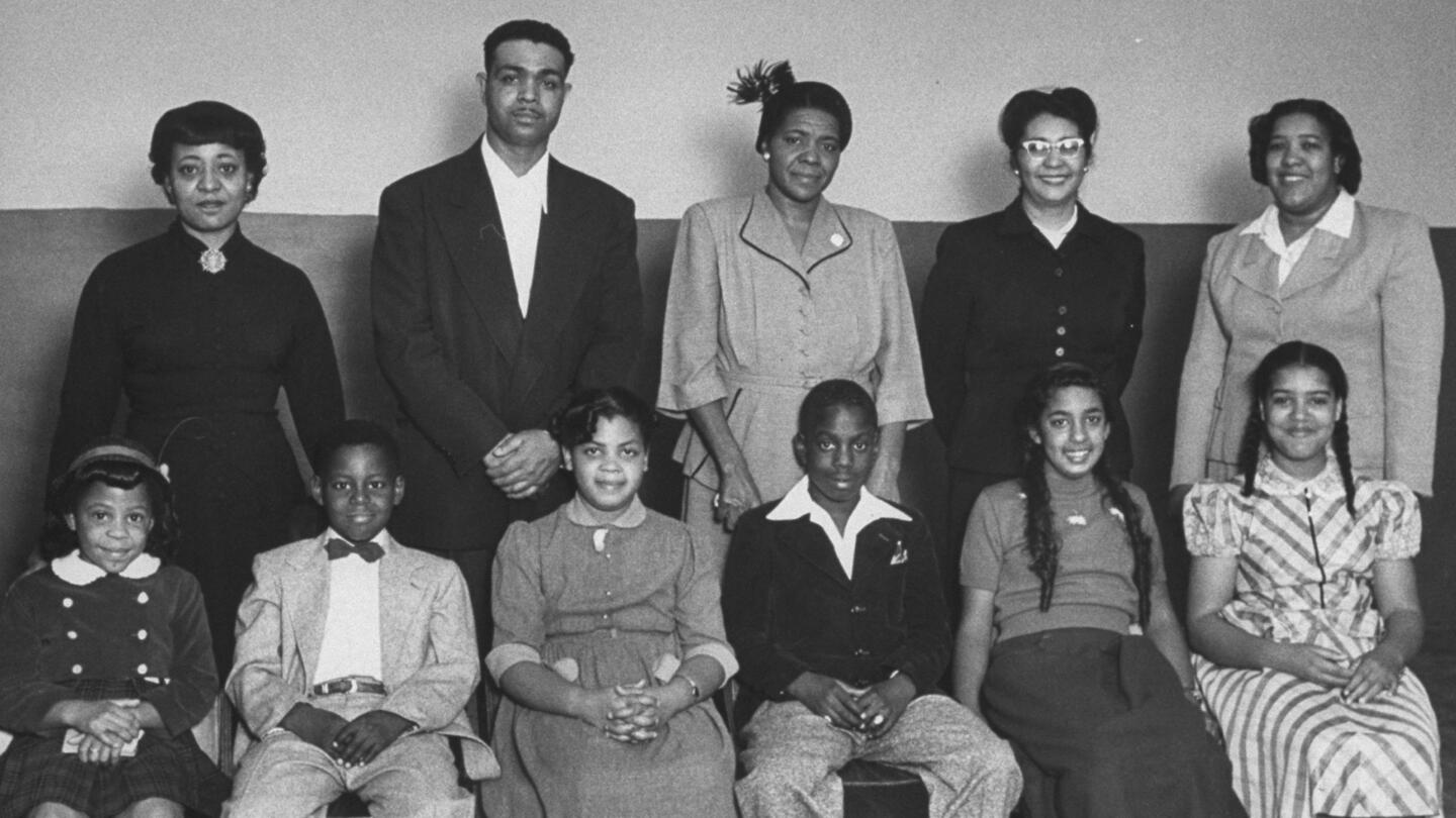 This Day in History: 05/17/1954 Brown v. Board of Education - HISTORY