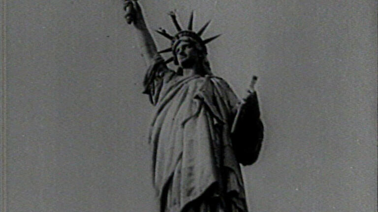 The Spirit That Built America: The Mohawk Skywalkers Build NYC thumbnail