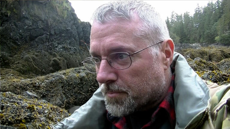 David Finds Limpets and Weasels thumbnail