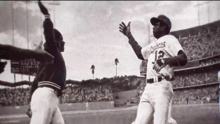 The Baseball Players Who Accidentally Invented the High Five thumbnail