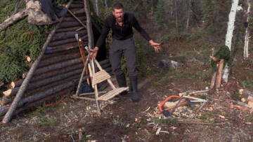 Watch Alone Season 7 Online History