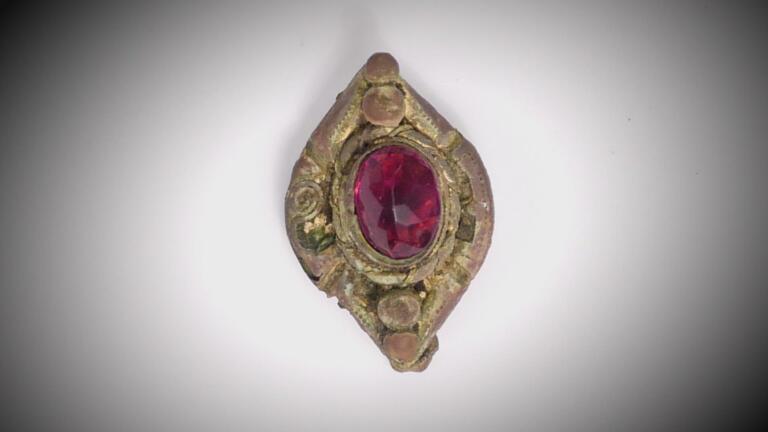 3 Groundbreaking Gold Finds thumbnail