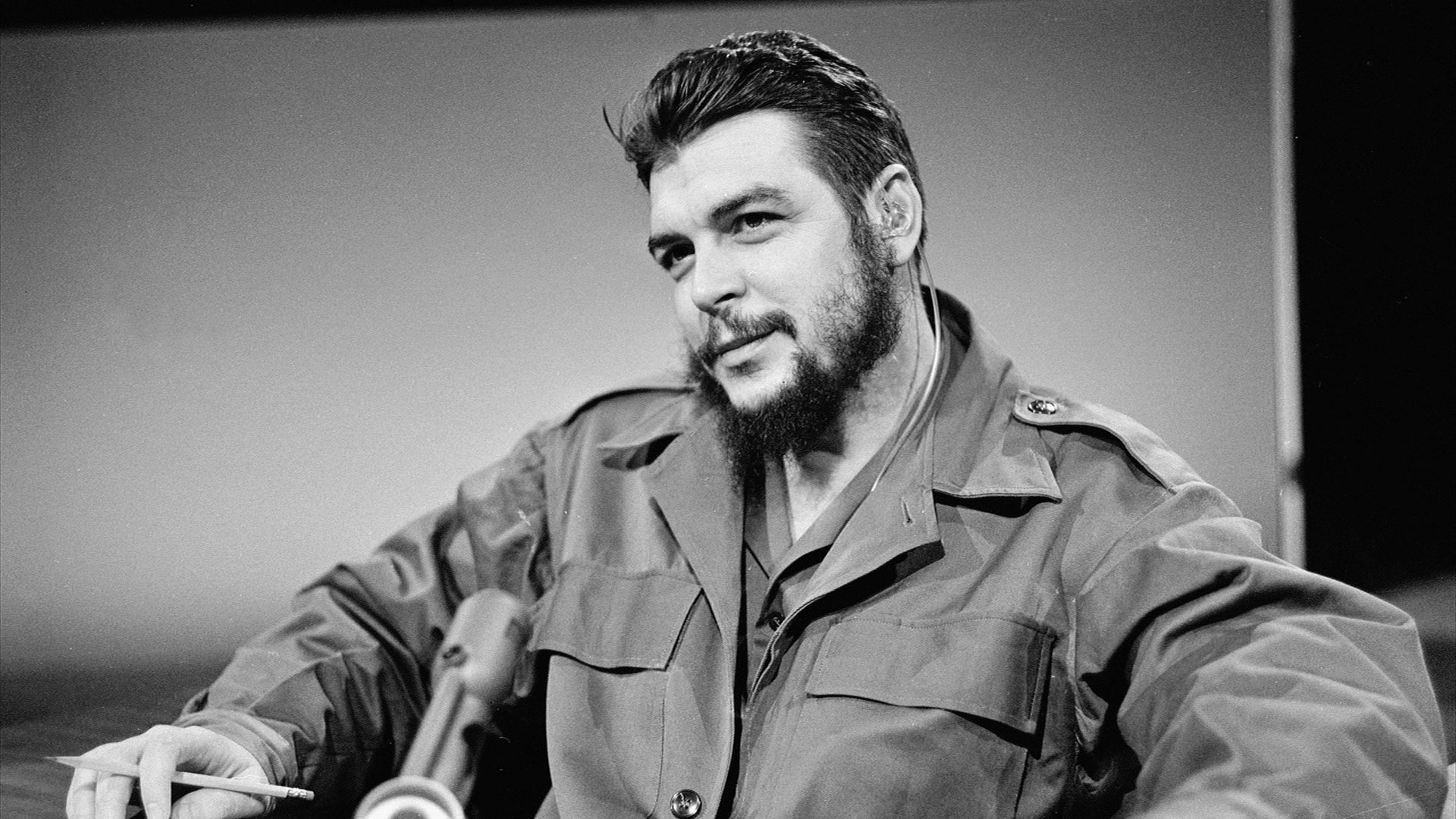 Che Guevara T Shirt Blue and Red Portrait Cuban Revolution