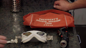 Episode 1 I Came, I Saw, I Pawned