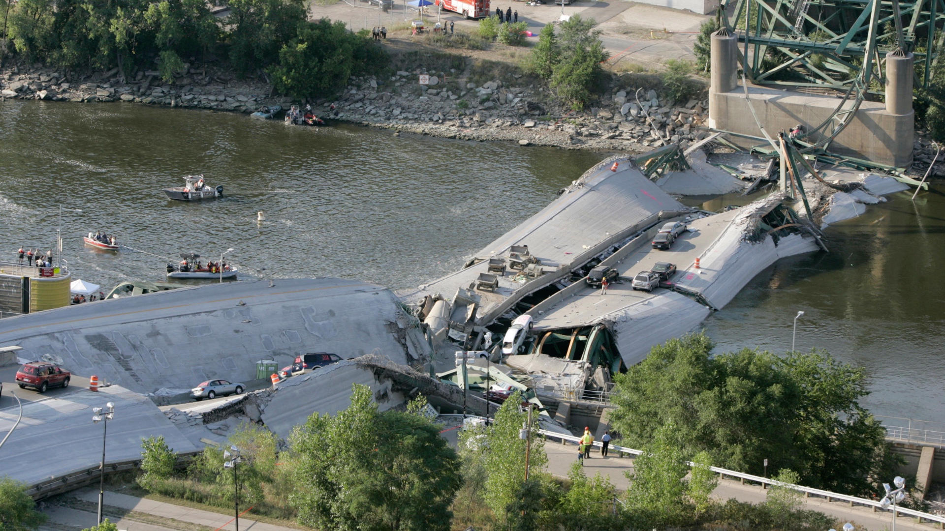 7 of History's Most Devastating Bridge Collapses
