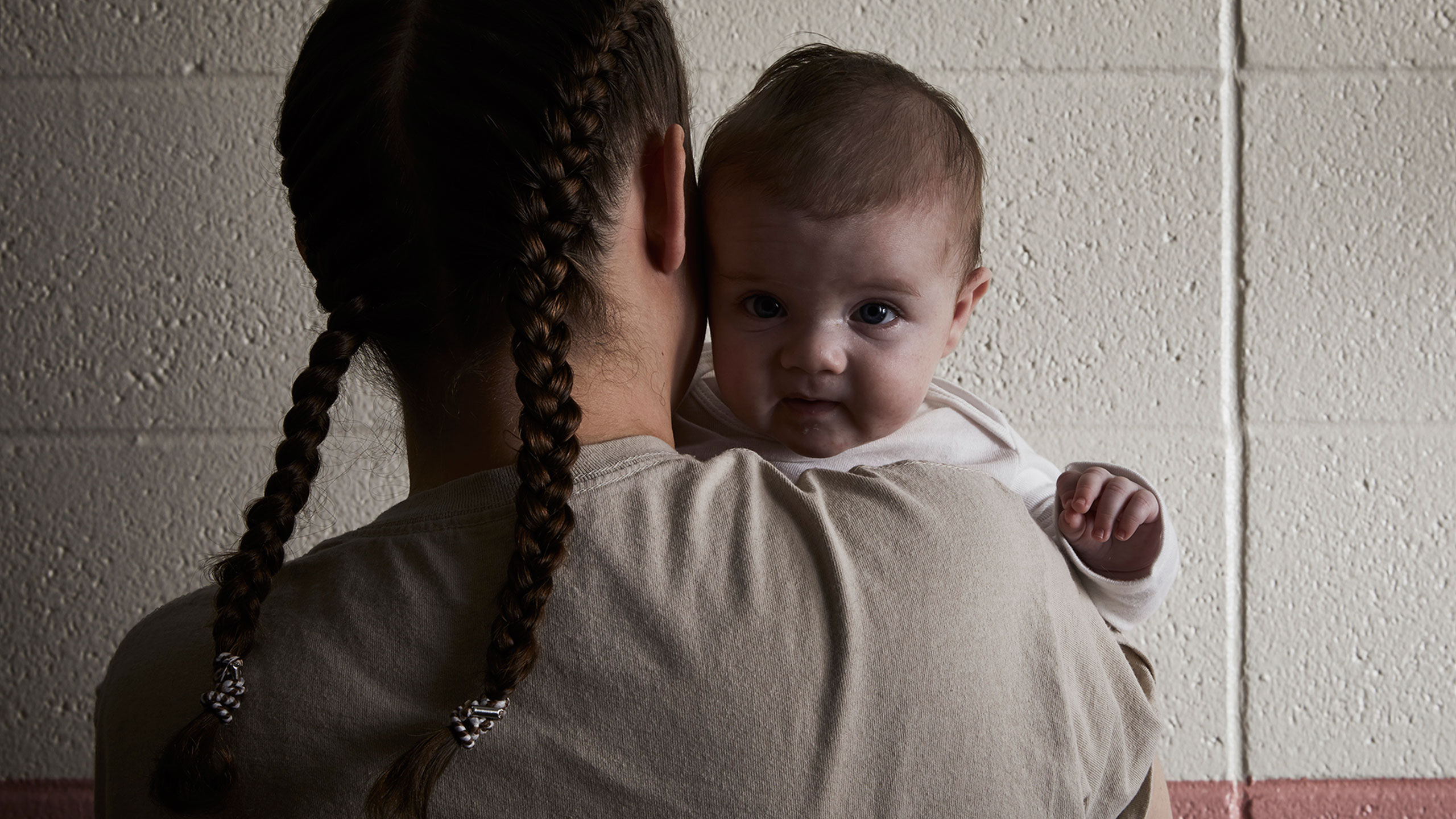 Born Behind Bars in Pictures